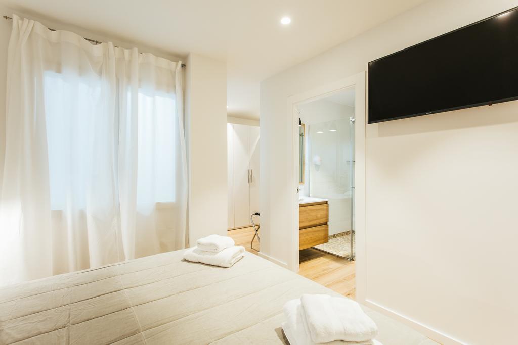 The Lucky Flats - Liorna Apartment อาลิกันเต ภายนอก รูปภาพ